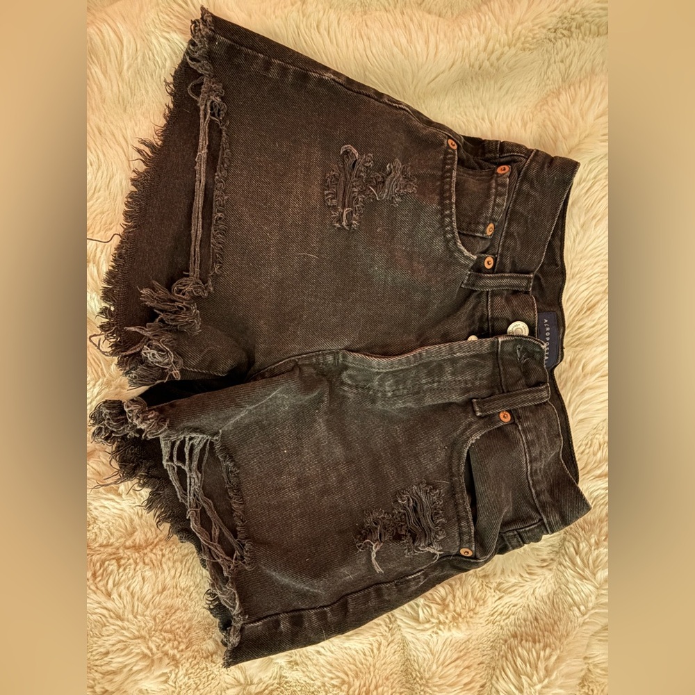 women's aeropostale black 90's high rise cut-off jeans shorts